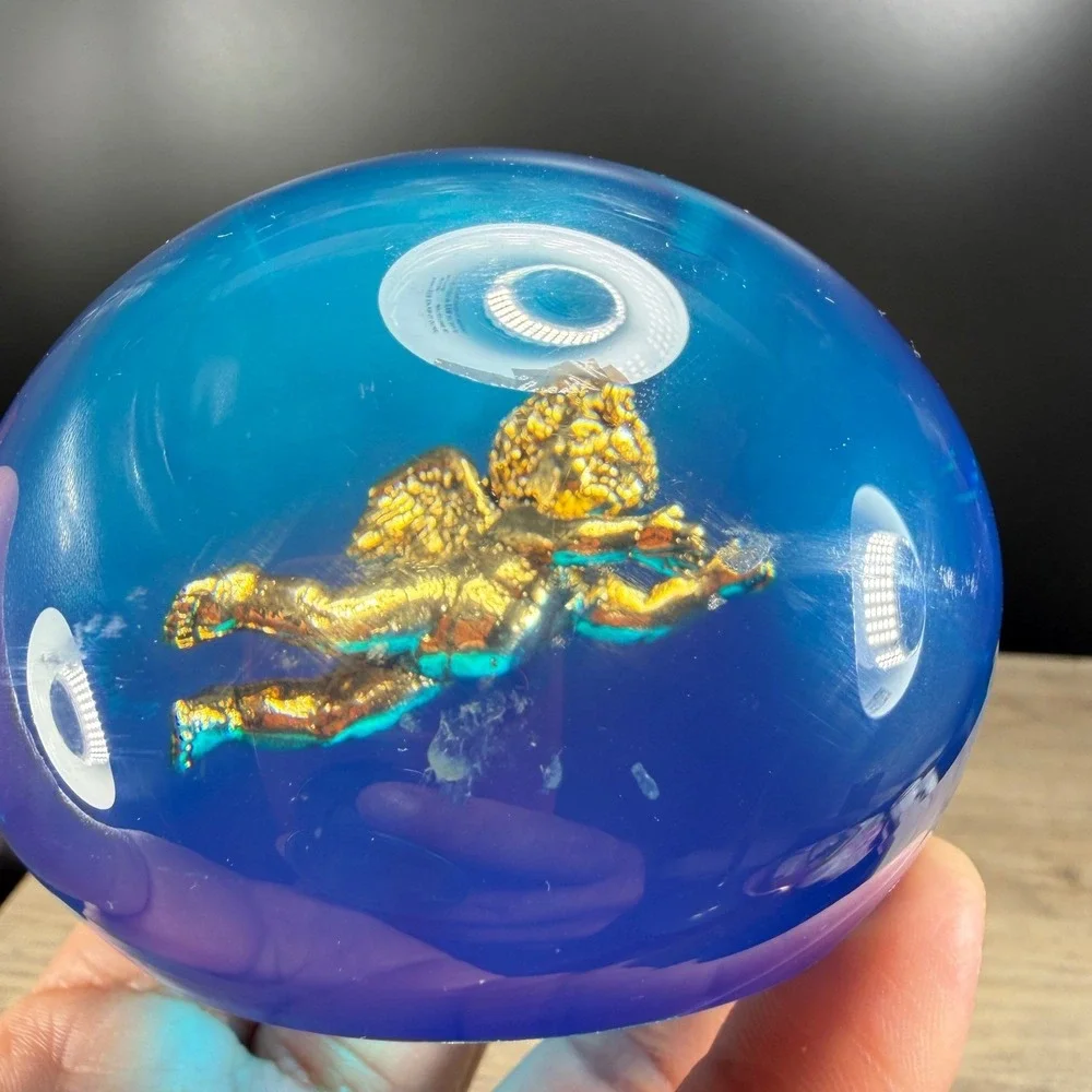 Tarax Infinity Blue Lucite Cherub Paperweight Baroness Collection Canada Angel